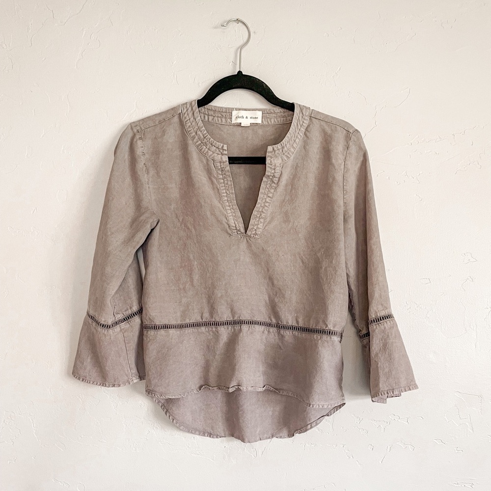 Cloth & Stone Anthropologie Stone Grey Shirt Blouse High Low